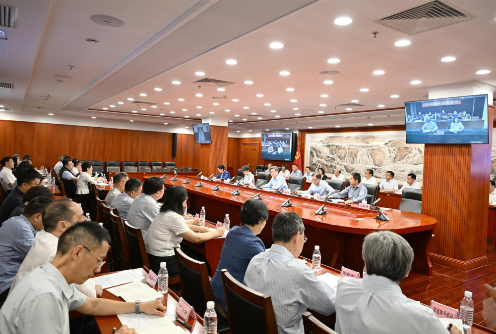 财政部内部控制委员会召开会议研究部署财政内控工作